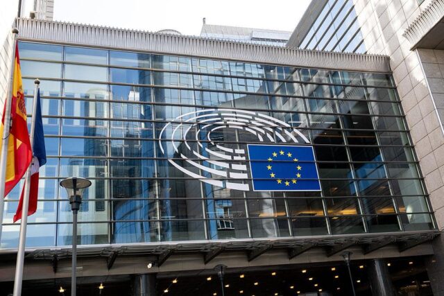 EEzz.jpeg