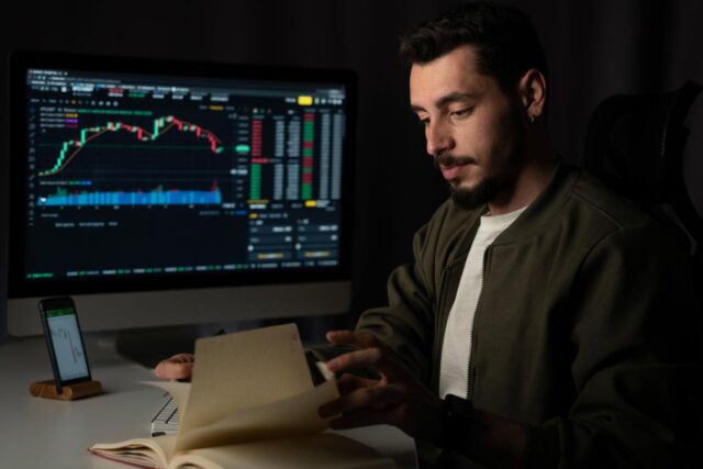 Έρχεται φόρος υπεραξίας 15% στα κρυπτονομίσματα στην Ελλάδα – Τι ισχύει στην Κύπρο; Έρχεται φόρος υπεραξίας 15% στα κρυπτονομίσματα στην Ελλάδα – Τι ισχύει στην Κύπρο;