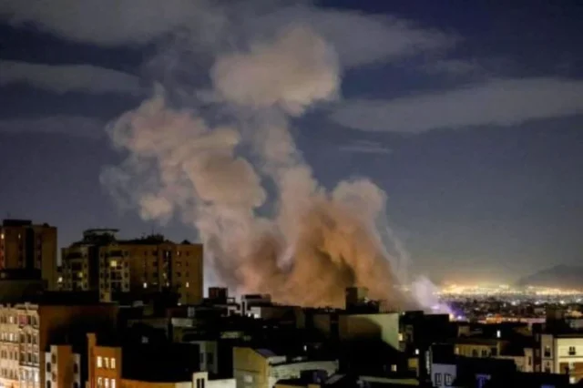 Το Ιράν καλεί τις χώρες του Κόλπου να εμποδίσουν τα αμερικανικά πλήγματα Το Ιράν καλεί τις χώρες του Κόλπου να εμποδίσουν τα αμερικανικά πλήγματα