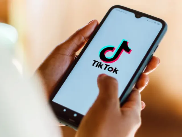 TikTok στο μικροσκόπιο της Βρετανίας – Αντιμέτωπο με πρόστιμα έως 10% των παγκόσμιων εσόδων του TikTok στο μικροσκόπιο της Βρετανίας – Αντιμέτωπο με πρόστιμα έως 10% των παγκόσμιων εσόδων του