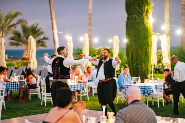 Οι βραδιές Cyprus Night δίνουν κυπριακό ρυθμό στις Τετάρτες του Columbia Beach Resort Οι βραδιές Cyprus Night δίνουν κυπριακό ρυθμό στις Τετάρτες του Columbia Beach Resort