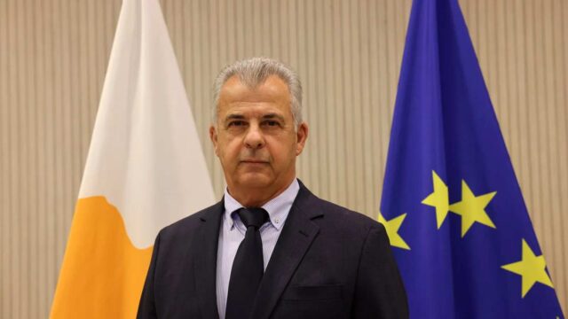 Αλλαγές στις άδειες ασθενείας στο Δημόσιο προωθεί η Κυβέρνηση – Διάλογο ζητούν οι συντεχνίες