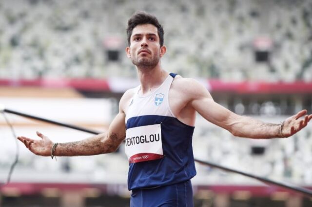 TENTOGLOU.jpg