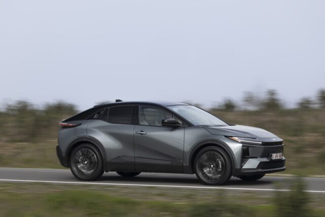 Toyota-CHR.jpg
