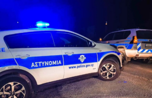 Σοβαρό τροχαίο στη Λεμεσό: Χειροπέδες σε 20χρονο – Σε κρίσιμη κατάσταση 24χρονος Περιπολικά της Αστυνομίας σε νυχτερινή επιχείρηση