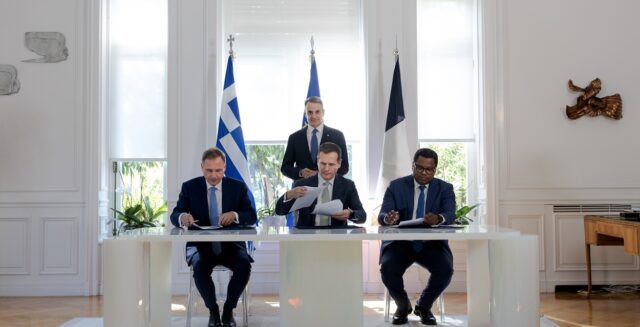 Κύπρος–Γαλλία: Στο υψηλότερο επίπεδο οι σχέσεις με αιχμή άμυνα και ενέργεια Κύπρος–Γαλλία: Στο υψηλότερο επίπεδο οι σχέσεις με αιχμή άμυνα και ενέργεια