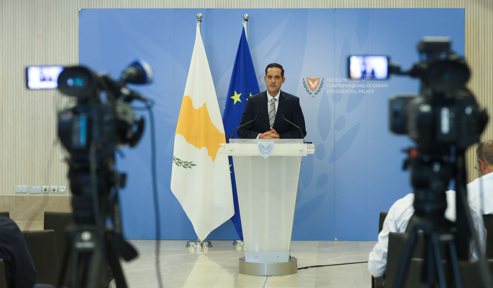 Κυβερνητικός Εκπρόσωπος – Ενημέρω