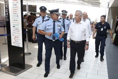 Υπουργός Μεταφορών, Υπουργός Δικαιοσύνης – Επίσκεψη στο Αεροδρόμιο Λάρνακας