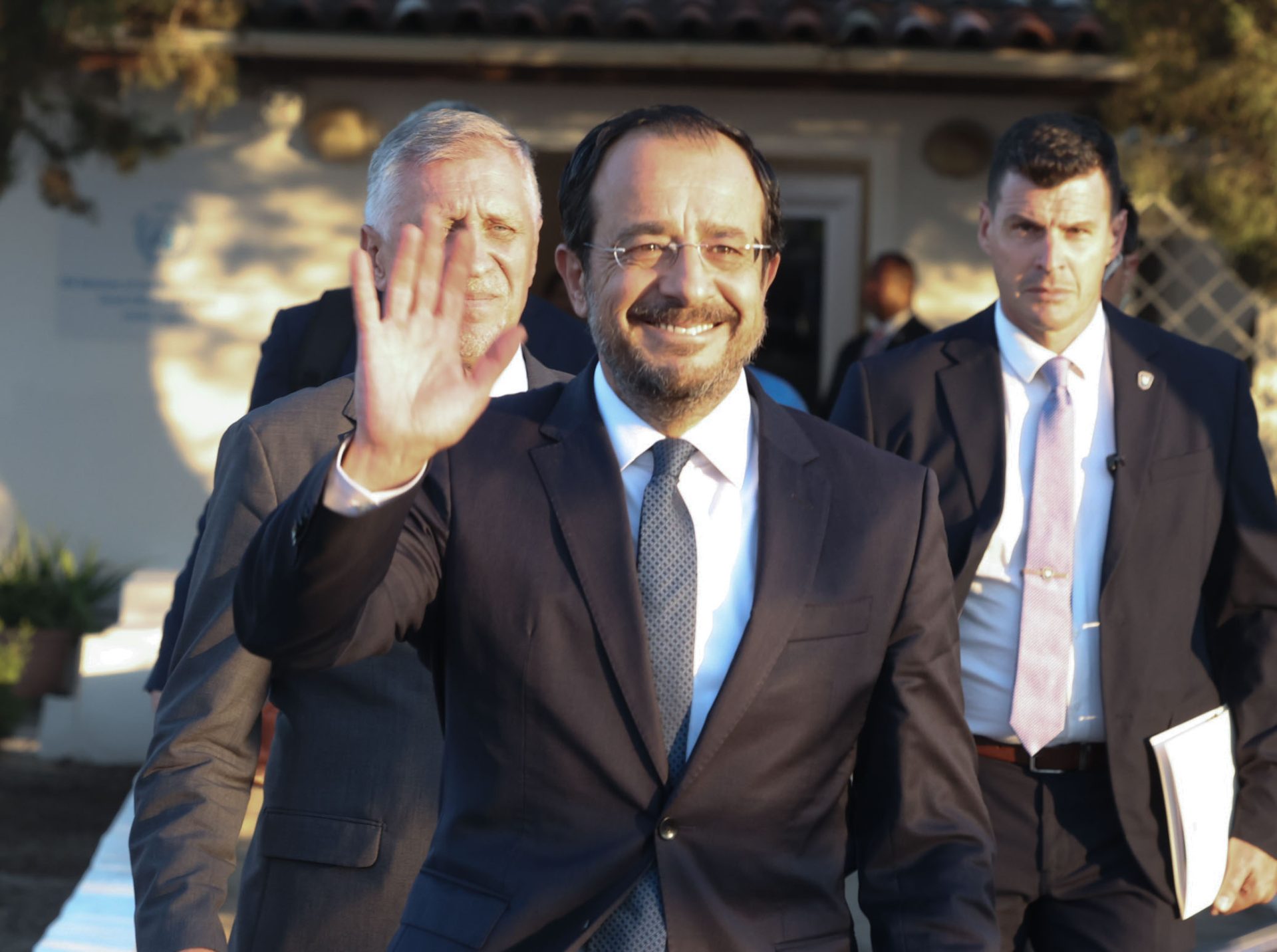Πρόεδρος της Δημοκρατίας ‒ Συνάντ