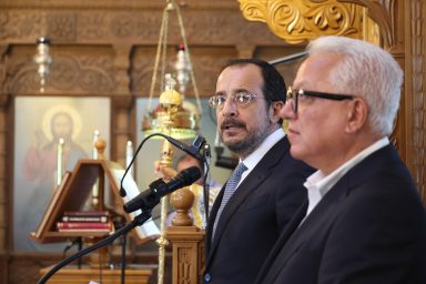 Πρόεδρος της Δημοκρατίας – Εθνικό Μνημόσυνο των ηρώων της ΕΟΚΑ Ιωνά Νικολάου και Κυριάκου Κολοκάση