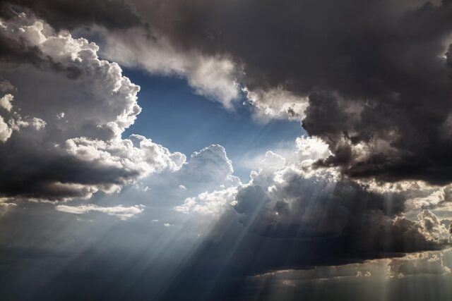 clouds-5315164_1280.jpg