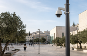 Δήμος Λεμεσού: Κάμερες σε έξι δημόσιους χώρους Η εικόνα αποτελεί προϊόν Τεχνητής Νοημοσύνης.