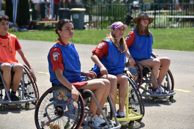 lecreusois-persons-with-disabilities-7198497_1920.jpg