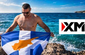 Από την Πάφο στη Λάρνακα: Ο Χαράλαμπος Ταϊγανίδης κυνηγά παγκόσμιο ρεκόρ 151 χλμ. Ο Παραολυμπιονίκης Χαράλαμπος Ταϊγανίδης με την κυπριακή σημαία δίπλα στη θάλασσα