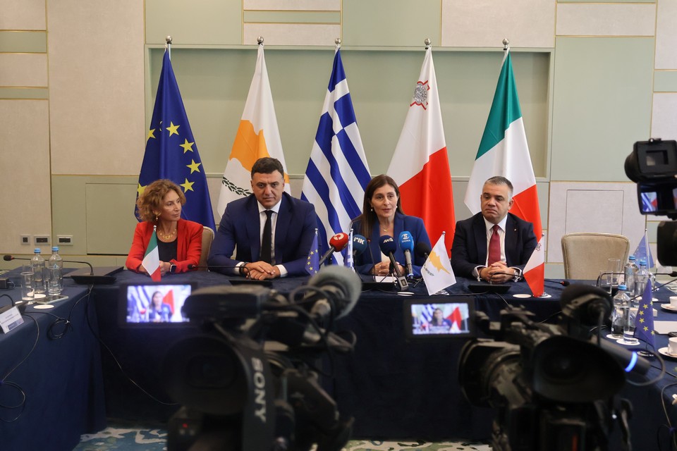 09092026_yfnaftiliasTrimeris (10)gov