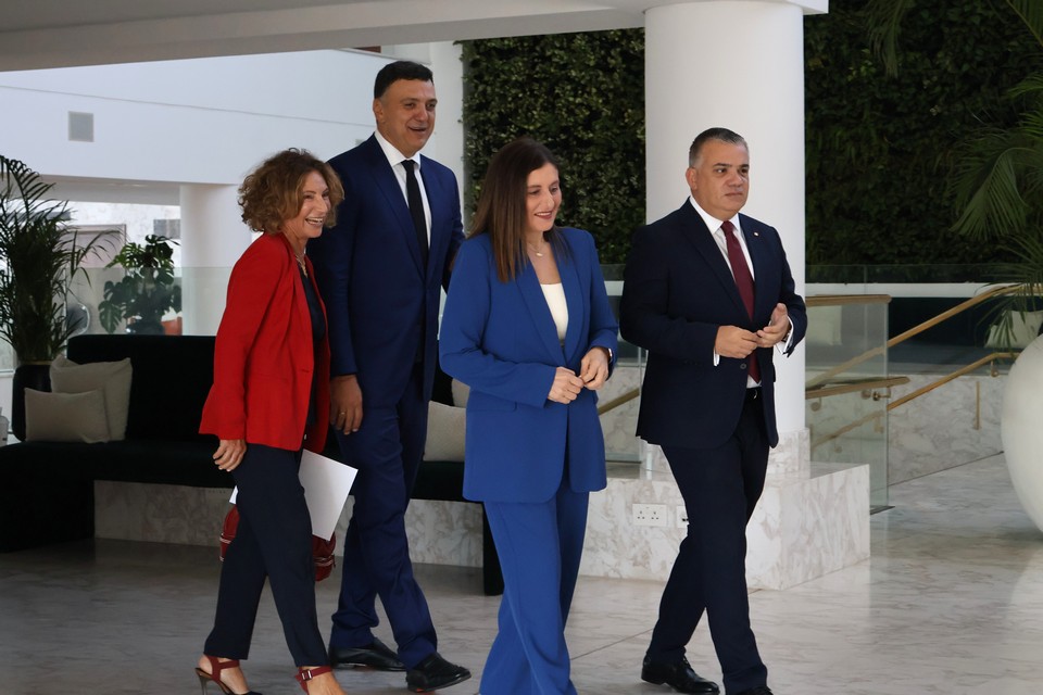 09092026_yfnaftiliasTrimeris (4)gov