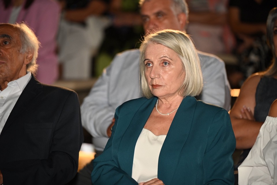 25092026_EpIsotitas xairetismos