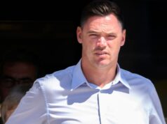 «ΔΗΛΩΣΕ ΕΝΟΧΟΣ ΓΙΑ ΝΑ ΕΠΙΣΤΡΕΨΕΙ ΣΤΗΝ ΟΙΚΟΓΕΝΕΙΑ ΤΟΥ»: Ποιος είναι ο 37χρονος πατέρας που θέλει να τελειώσει η δικαστική διαδικασία
