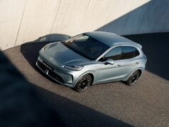 Το νέο MG4 EV Urban βρίσκεται ήδη στις εκθέσεις Michaels Electric Cars