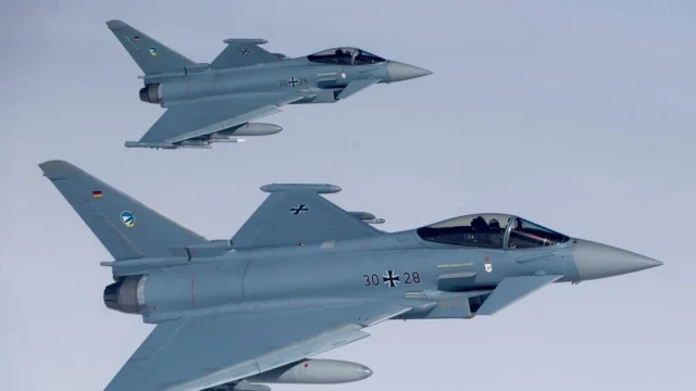 Καταδιωκτικό του NATO καταρρίπτει drone στη Λιθουανία