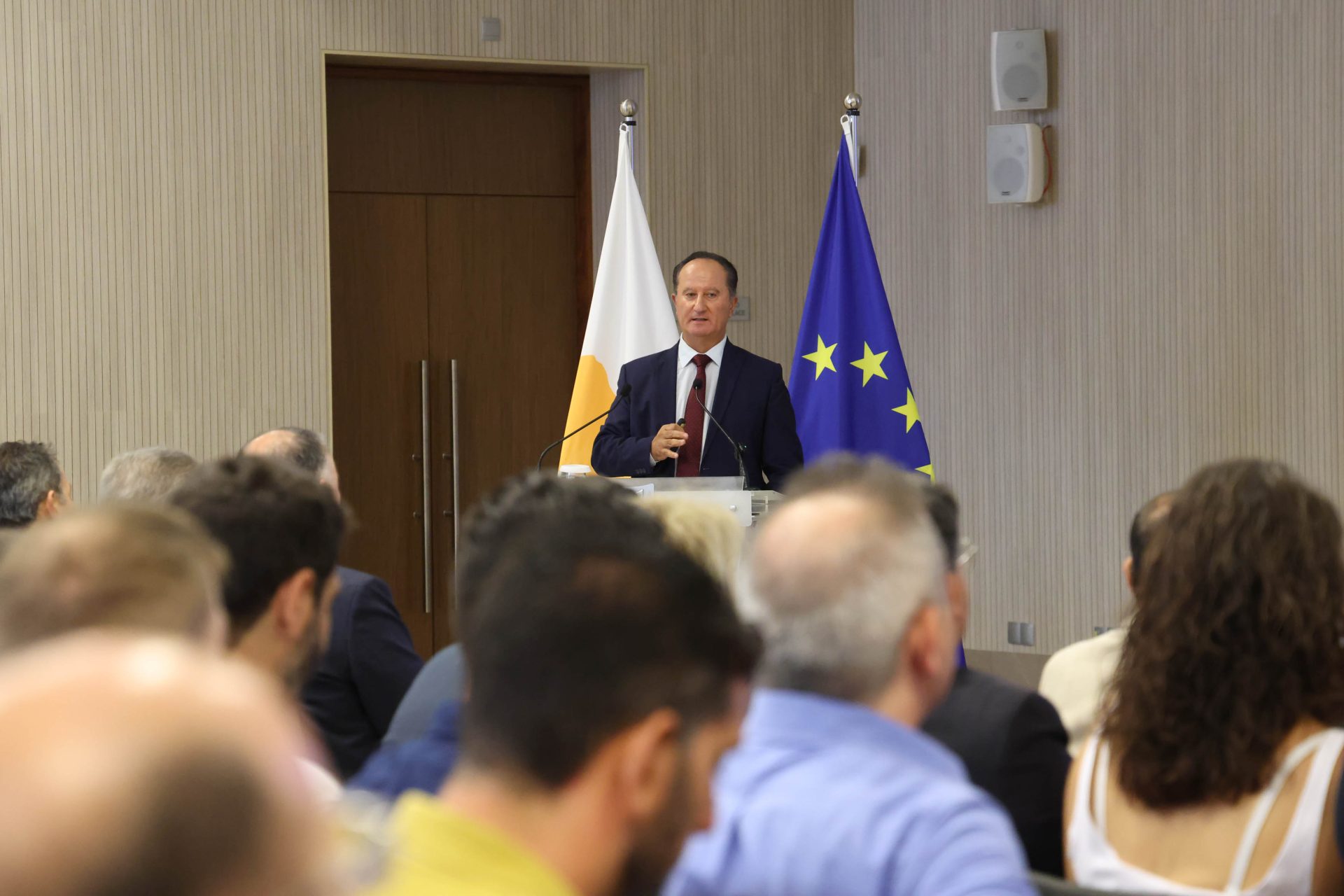 Υπουργός Γεωργίας – Δημόσια Παρου
