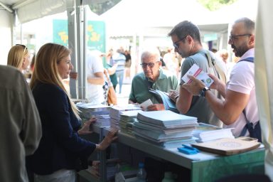 Πρώτη Κυρία – Φεστιβάλ Παραδοσιακών Γεύσεων και Χειροτεχνημάτων «Πάμε Τρόοδος 3»