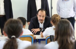 Πρόεδρος της Δημοκρατίας – Επίσκεψη στο Δημοτικό Σχολείο Κωνσταντινουπόλεως