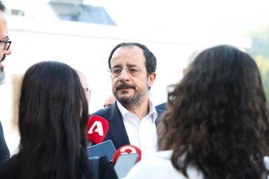Πρόεδρος της Δημοκρατίας – Τελετή εγκαινίων του έργου «Αναβάθμιση Πολιτιστικού Κέντρου Δυμών»
