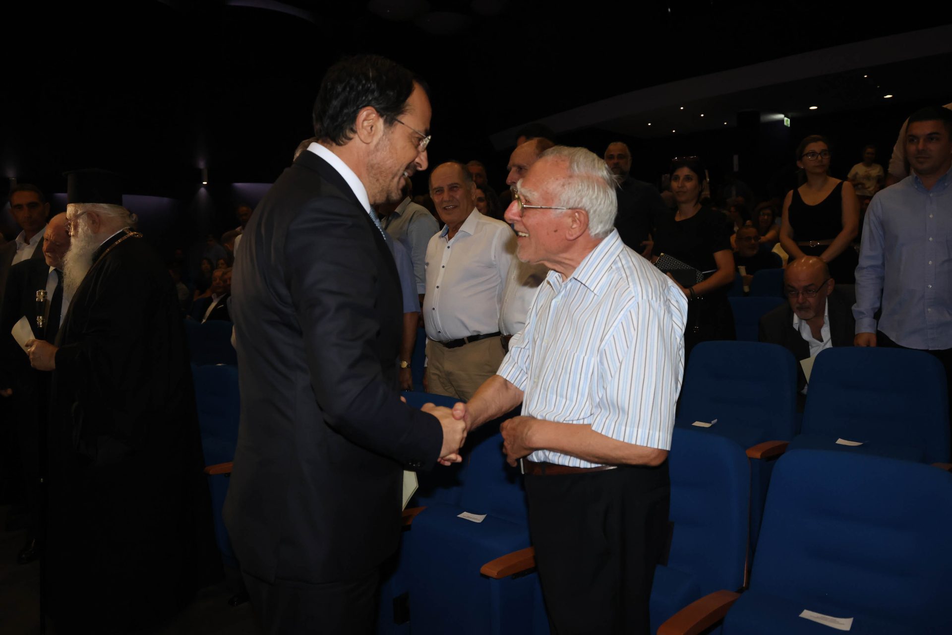 Πρόεδρος της Δημοκρατίας – Εκδήλω