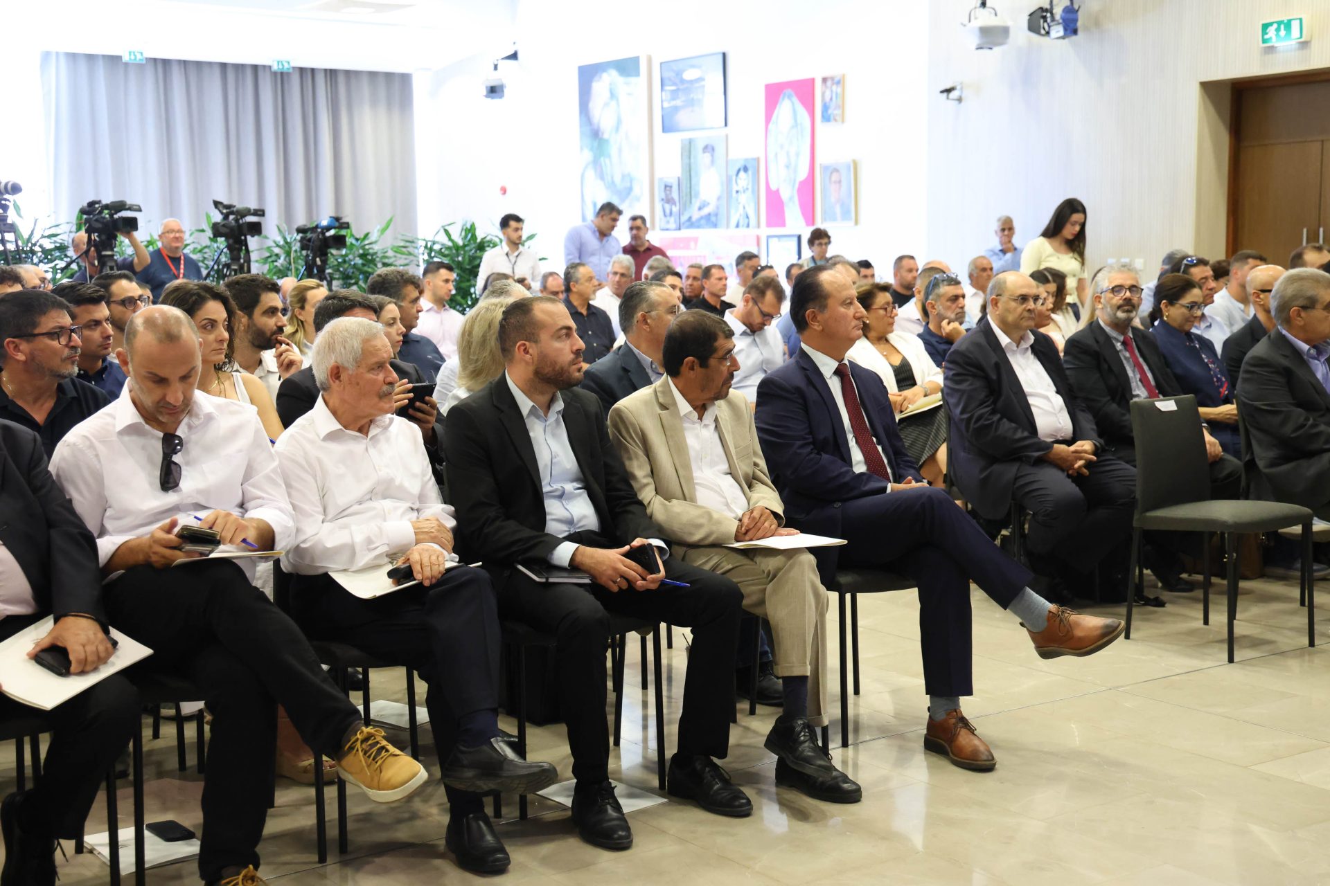 Υπουργός Γεωργίας – Δημόσια Παρου