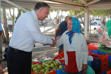 Υπουργός Γεωργίας – Επίσκεψη στη νέα Λαϊκή Αγορά Στροβόλου