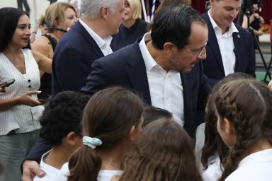 Πρόεδρος της Δημοκρατίας – Επίσκεψη στο Δημοτικό Σχολείο Κωνσταντινουπόλεως