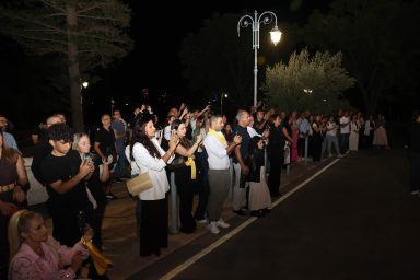 Φωταγώγηση Προεδρικού Μεγάρου – Παγκόσμια εκστρατεία ευαισθητοποίησης για τον παιδικό καρκίνο «Χρυσός Σεπτέμβρης»