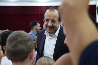 Πρόεδρος της Δημοκρατίας – Επίσκεψη στο Δημοτικό Σχολείο Κωνσταντινουπόλεως