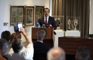 Πρόεδρος της Δημοκρατίας – Σωματείο Ένωσις Νέων «Τραστ» Λευκωσίας