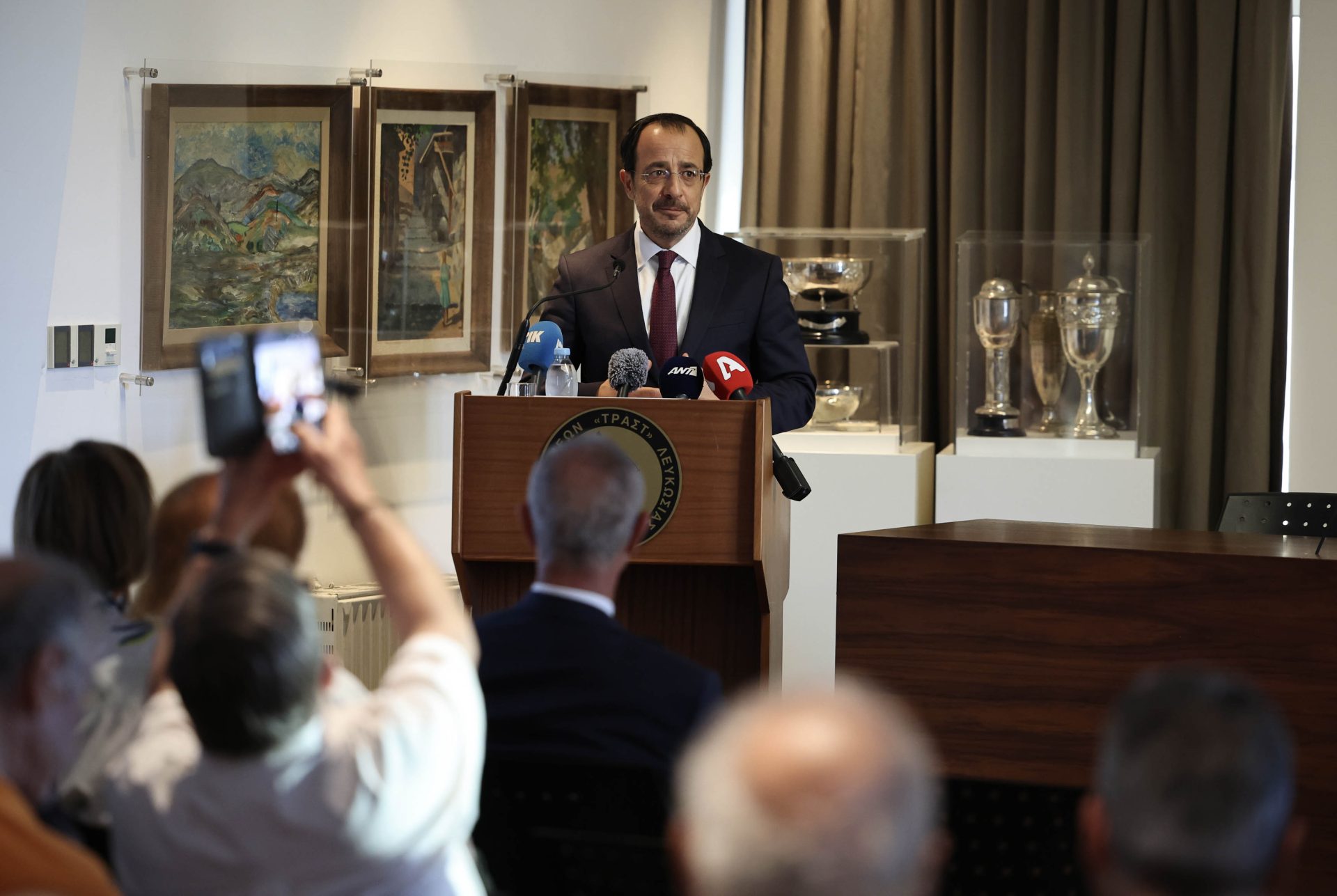 Πρόεδρος της Δημοκρατίας – Σωματε