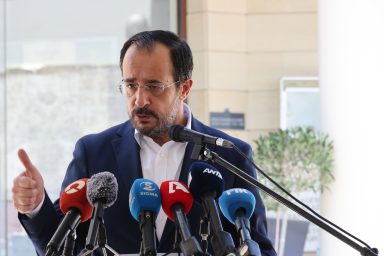 Πρόεδρος της Δημοκρατίας – Τελετή εγκαινίων της ανάπλασης του πυρήνα της Κοινότητας Μενίκου