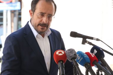 Πρόεδρος της Δημοκρατίας – Τελετή εγκαινίων της ανάπλασης του πυρήνα της Κοινότητας Μενίκου