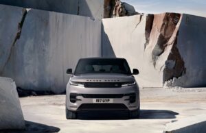 Το Range Rover Sport περνά στην ηλεκτρική εποχή με εντυπωσιακές επιδόσεις Το Range Rover Sport περνά στην ηλεκτρική εποχή με εντυπωσιακές επιδόσεις