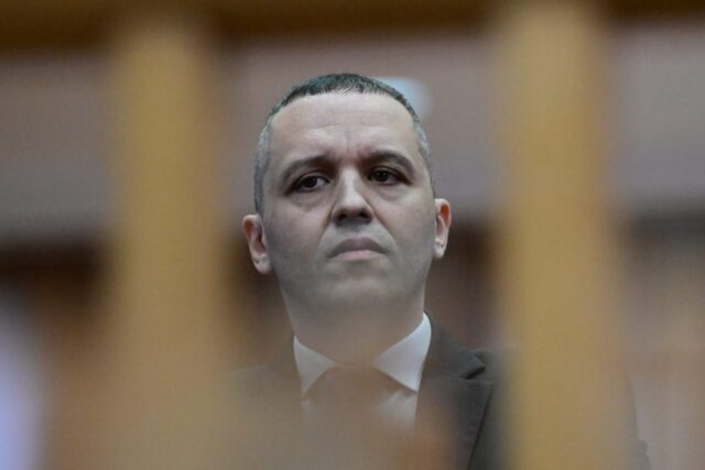 Κασιδιάρης: Βγήκε από τη φυλακή και προανήγγειλε νέο κόμμα, με ανοιχτό το εκλογικό εμπόδιο