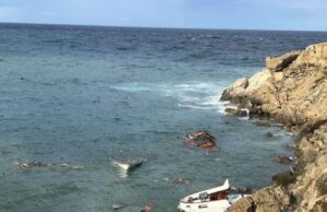 Κάβο Γκρέκο: Άρχισε η απομάκρυνση των συντριμμιών των δύο σκαφών