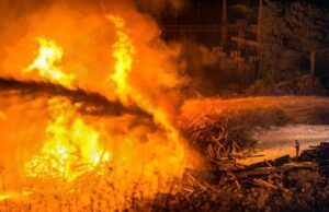 Пожар в зарослях тростника в Агиос Созоменосе — Операция усилена