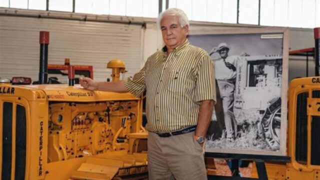 dimis-mavropoulos-etap-lemesosblog Ο Ντίμης Μαυρόπουλος στο Κυπριακό Μουσείο Ιστορικού και Κλασικού Αυτοκινήτου στη Λεμεσό