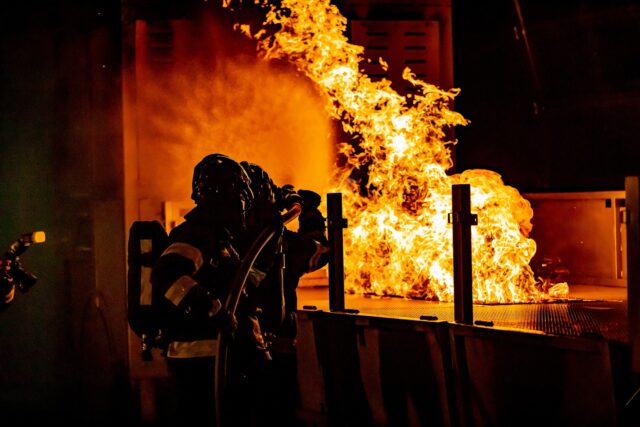 fish96-firefighters-6689112_1920-1.jpg