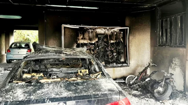 Γαλάτσι: Φωτιά σε πιλοτή έστειλε δύο άτομα στο νοσοκομείο, εξετάζεται εμπρησμός