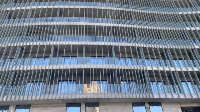 ΤΕΠΑΚ και ΑνΑΔ: Τι αλλάζει για επαγγελματίες και επιχειρήσεις μετά τη νέα πιστοποίηση Κτίριο του Τεχνολογικού Πανεπιστημίου Κύπρου στη Λεμεσό