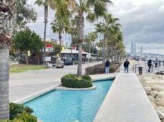 Ξύλινο τμήμα στον παραθαλάσσιο χώρο του Μόλου στη Λεμεσό
