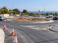 Ύψωνας: Άρχισαν τα έργα για νέο κυκλικό κόμβο στην Ηλία Καννάουρου – Τι αλλάζει στην κυκλοφορία Συμβολική απεικόνιση έργων κατασκευής κυκλικού κόμβου σε οδική διασταύρωση