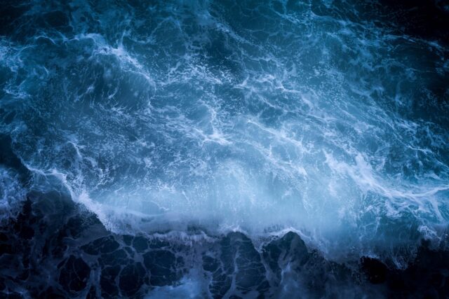 pexels-ocean-1838340_1920-1.jpg