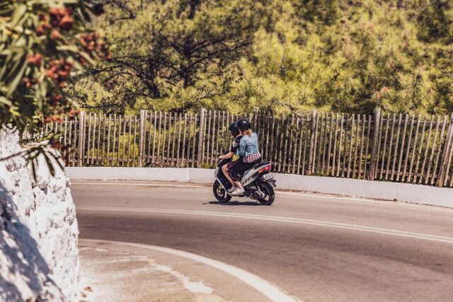 scooter-3653896_1280.jpg